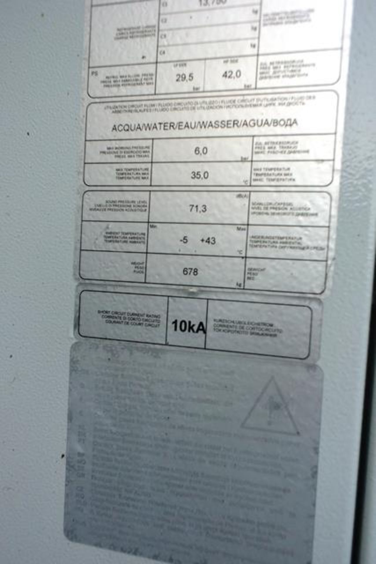 ICS Cool Energy IC525 chiller, serial no. 38178801008 (2016), 3 phase, refrigerant R410A, with - Image 5 of 7