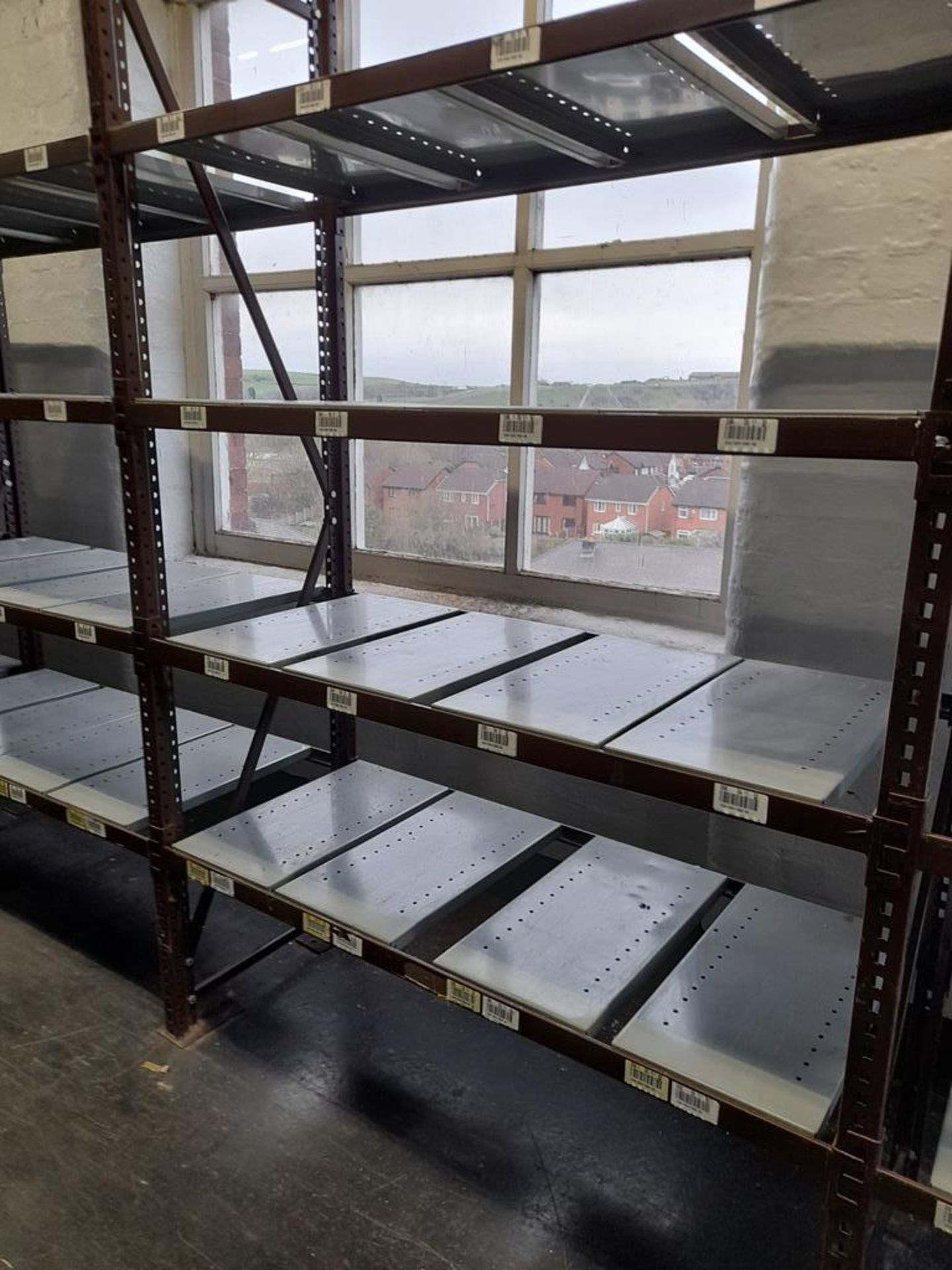 Light duty metal storage shelving racking - 35 bays, each with 4 pairs of beams and various - Image 10 of 13