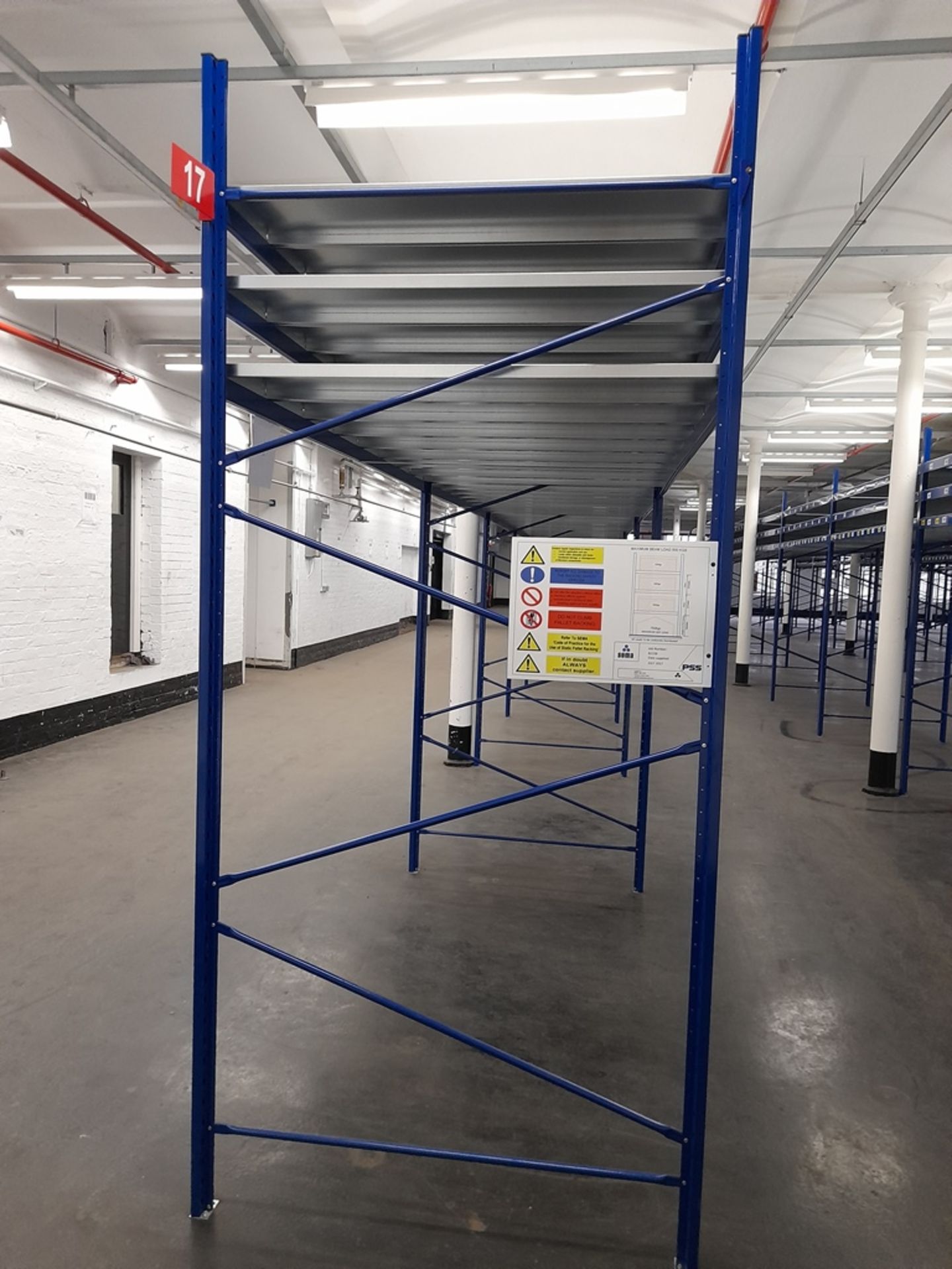 Static pallet racking - 65 bays, each with 3 pairs of beams and 24 metal shelf partitions(Beam width - Image 11 of 14