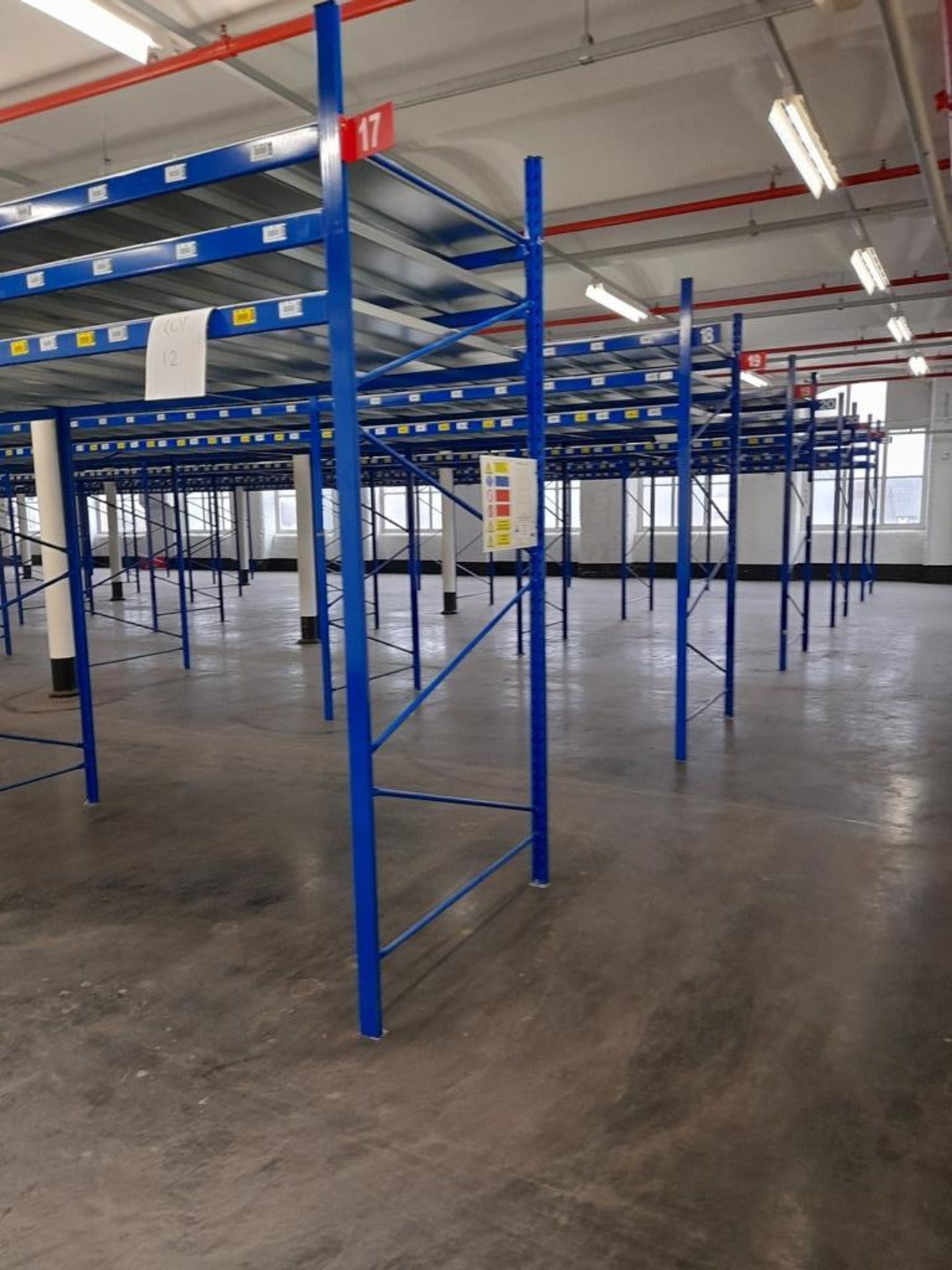 Static pallet racking - 65 bays, each with 3 pairs of beams and 24 metal shelf partitions(Beam width - Image 3 of 14