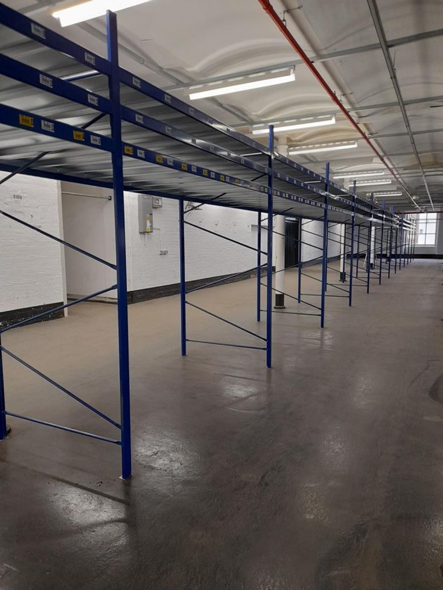 Static pallet racking - 65 bays, each with 3 pairs of beams and 24 metal shelf partitions(Beam width - Image 7 of 14