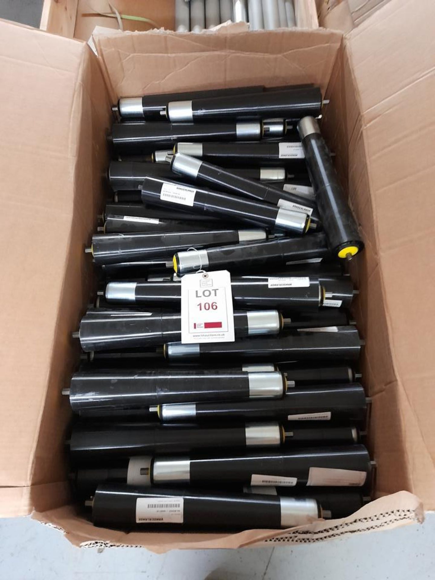 Quantity of boxed Vanderlande tapered rollers, as lotted in one box (Black)