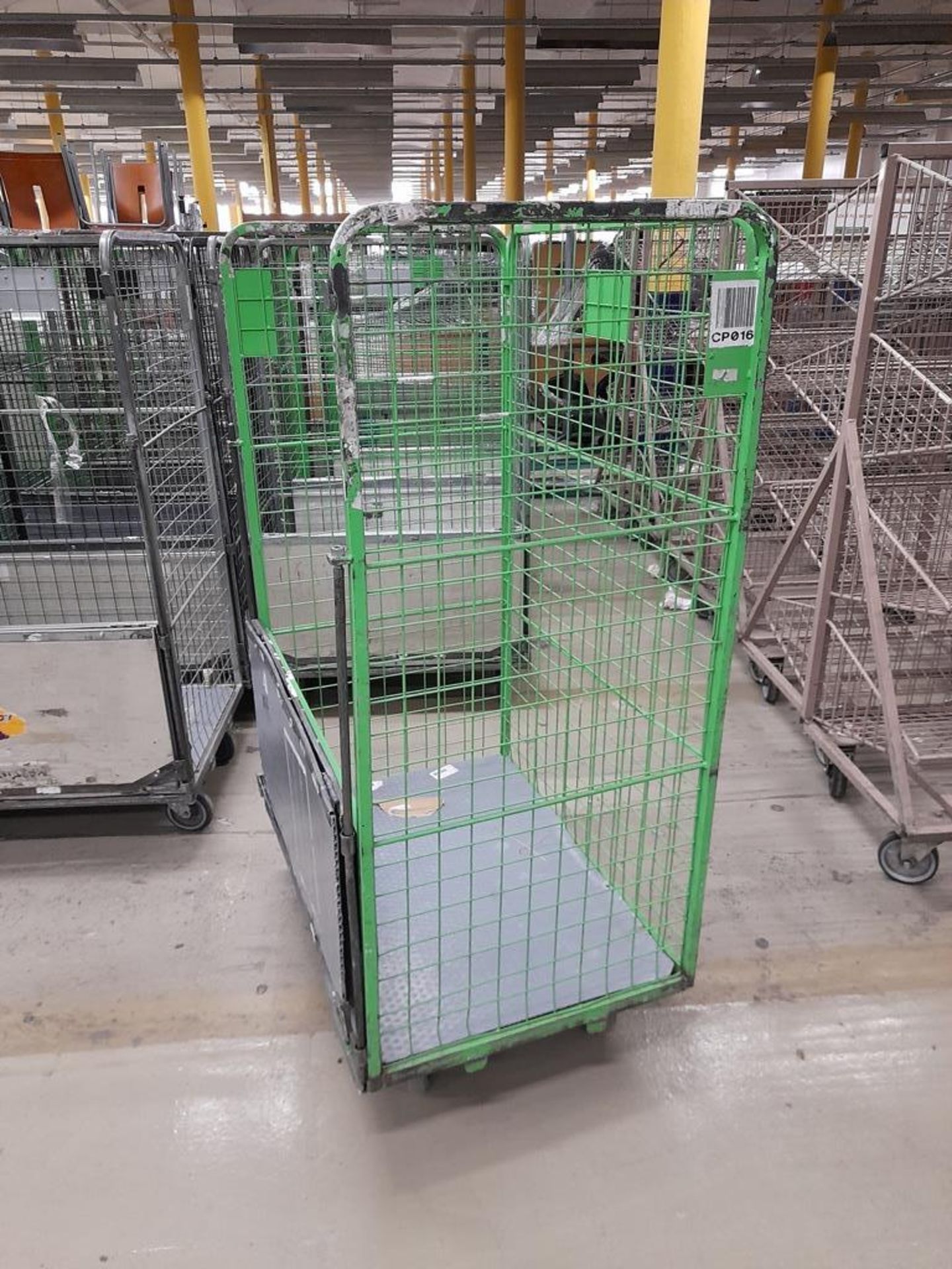 25 - Green cages, as lotted - Image 2 of 2
