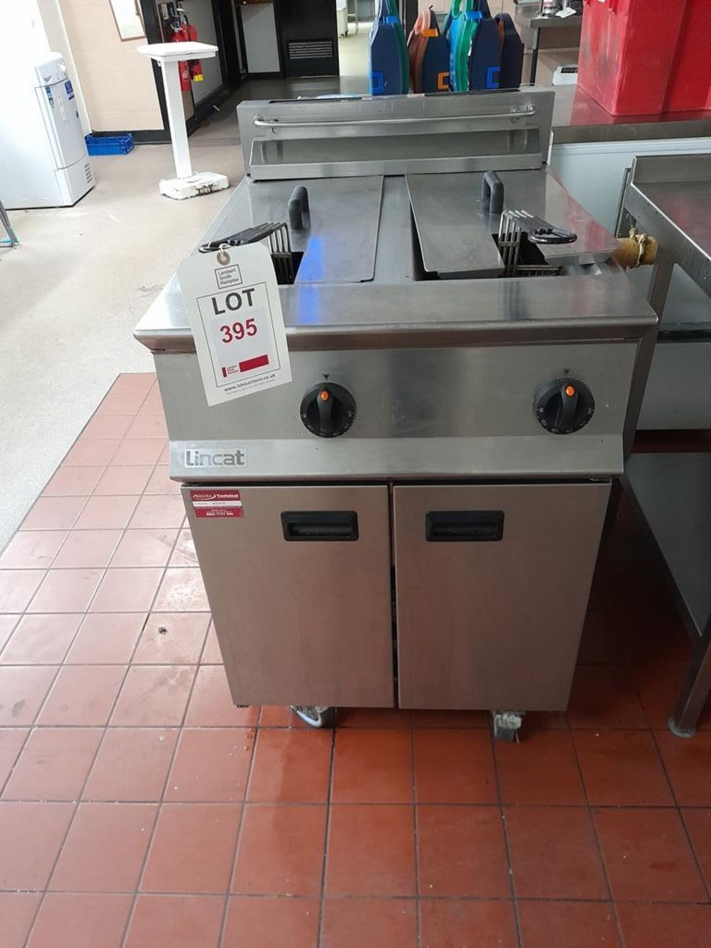 Lincat OG8111/N gas twin basket deep fat fryer, s/n 30101388, 13/12/2015. A work Risk Assessment