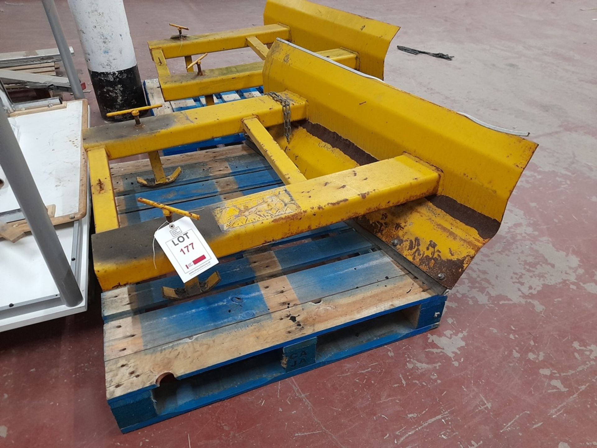 Snow plough FLT attachment. NB: This item has no record of Thorough Examination. The purchaser - Image 2 of 2