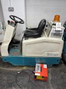 Jotson Tennant 6100 ride on vacuum cleaner, s/n 61005001534, with charger (No key) (spares &