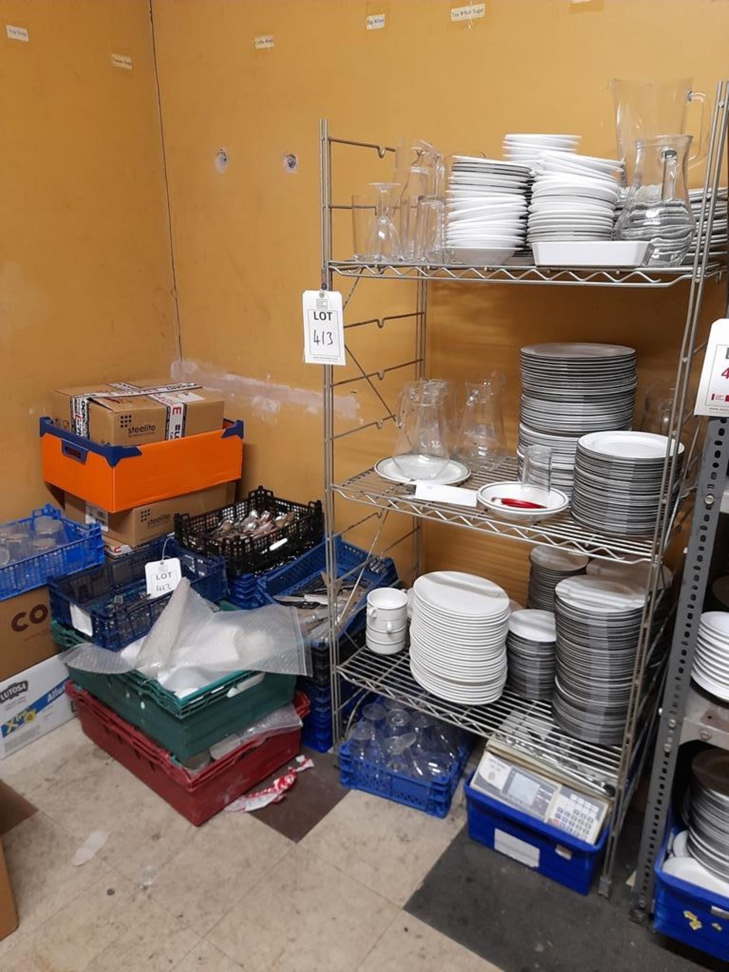 Quantity of crockery, glassware etc., as lotted - Image 4 of 5