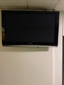 Panasonic TH-50PZ80B 50" television