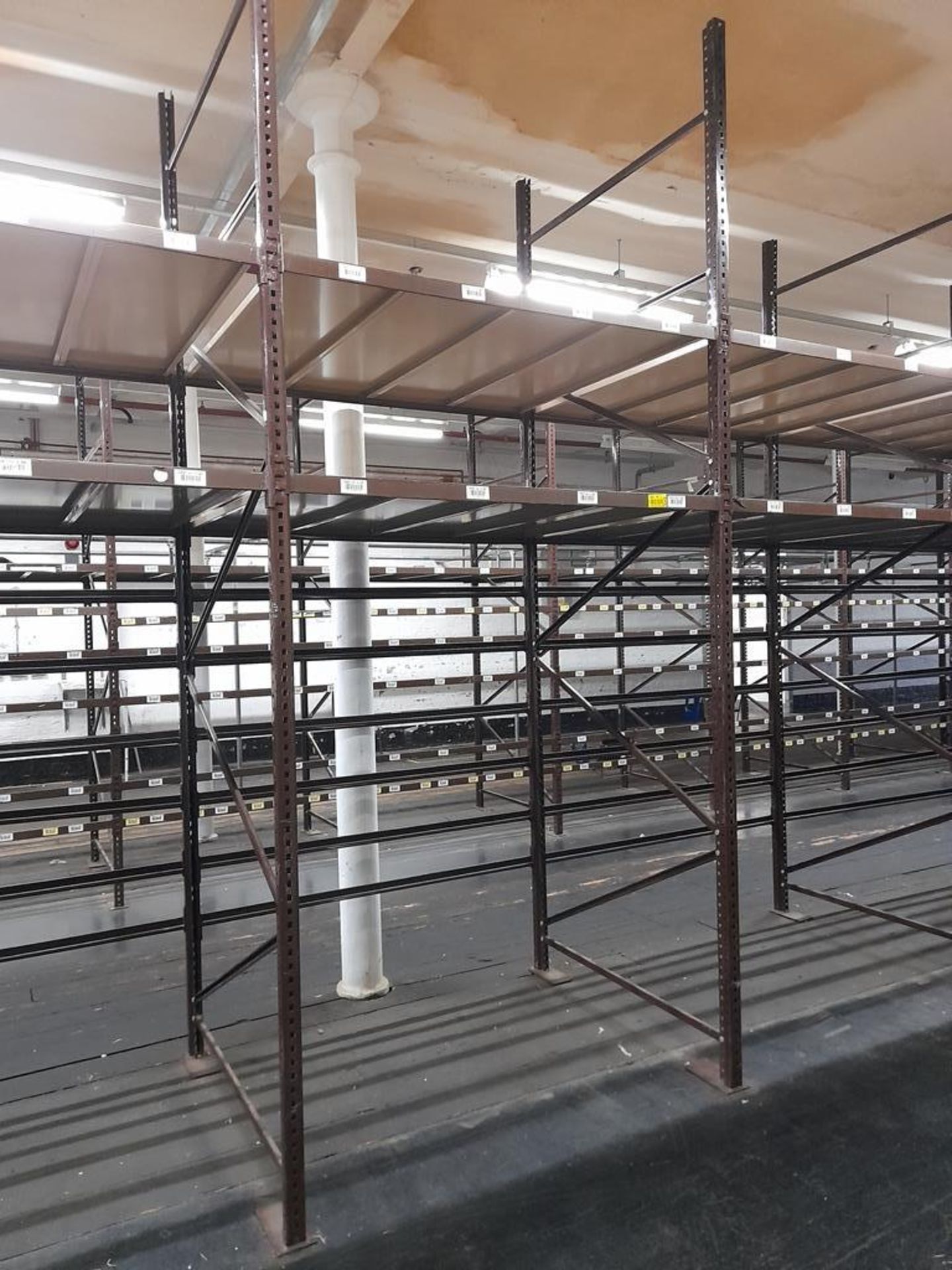 Light duty metal storage shelving racking - 50 uprights, with 250 pairs of beams and associated - Image 8 of 12