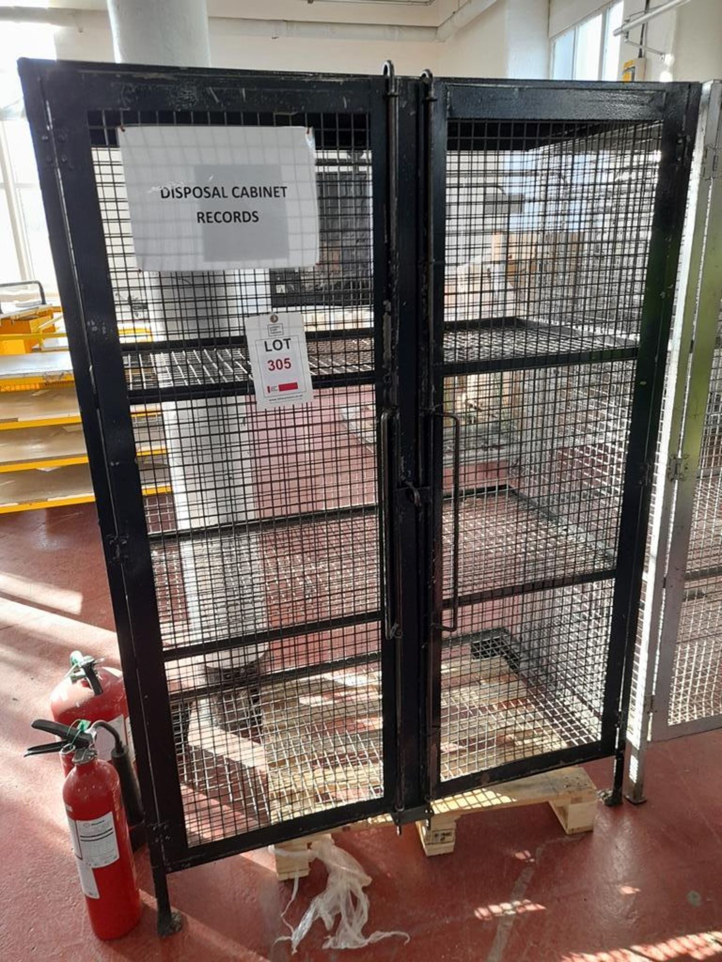 Two door lockable storage cage (Black)