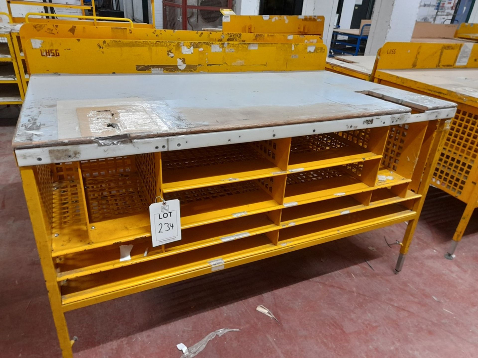 4 - Large multi compartment packing bench (yellow - various sizes) - Image 4 of 4