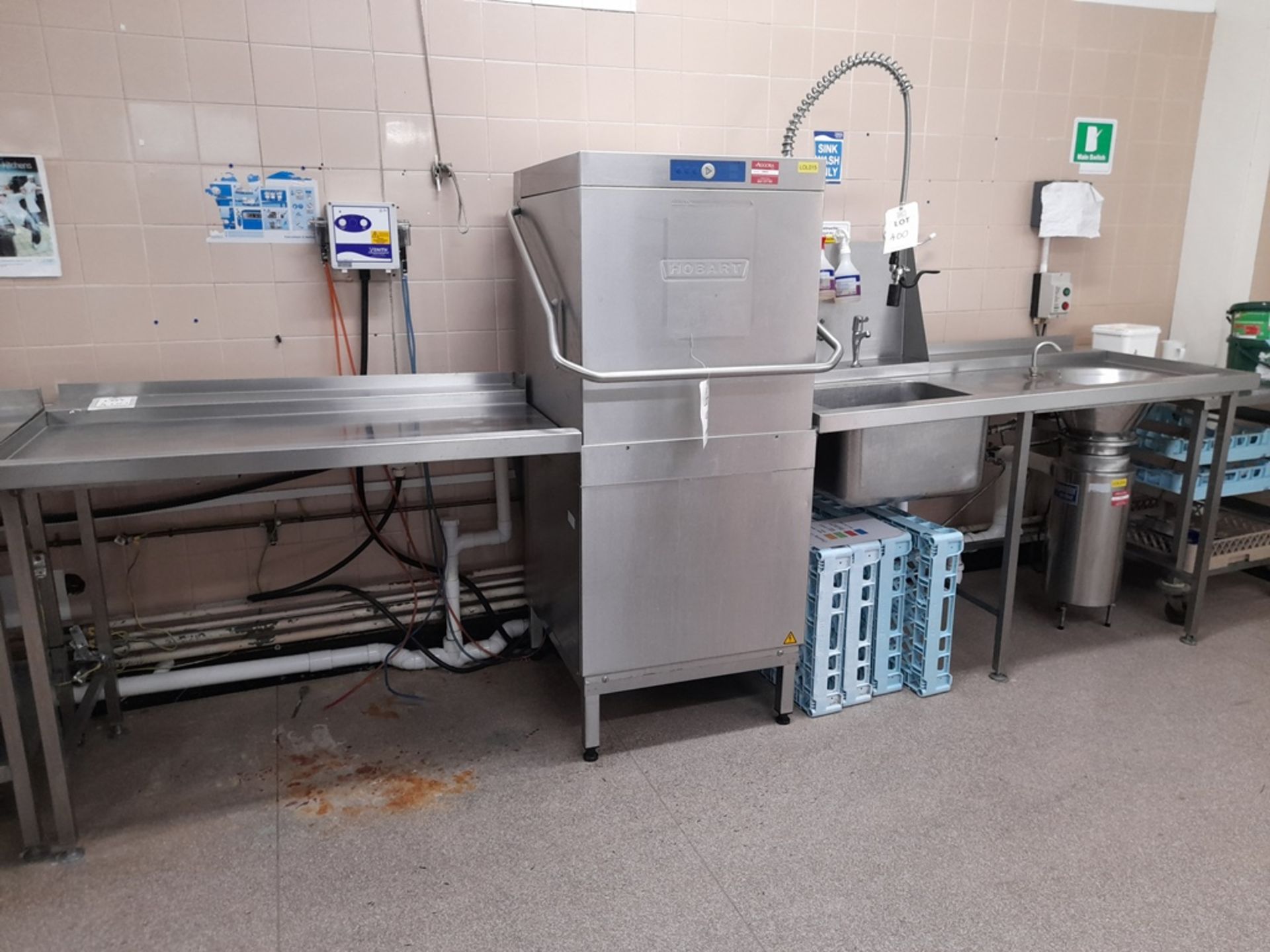 Hobart AMXX-31 electric commercial hood dishwasher, s/n 86580446, purchase date 28/02/2012, with