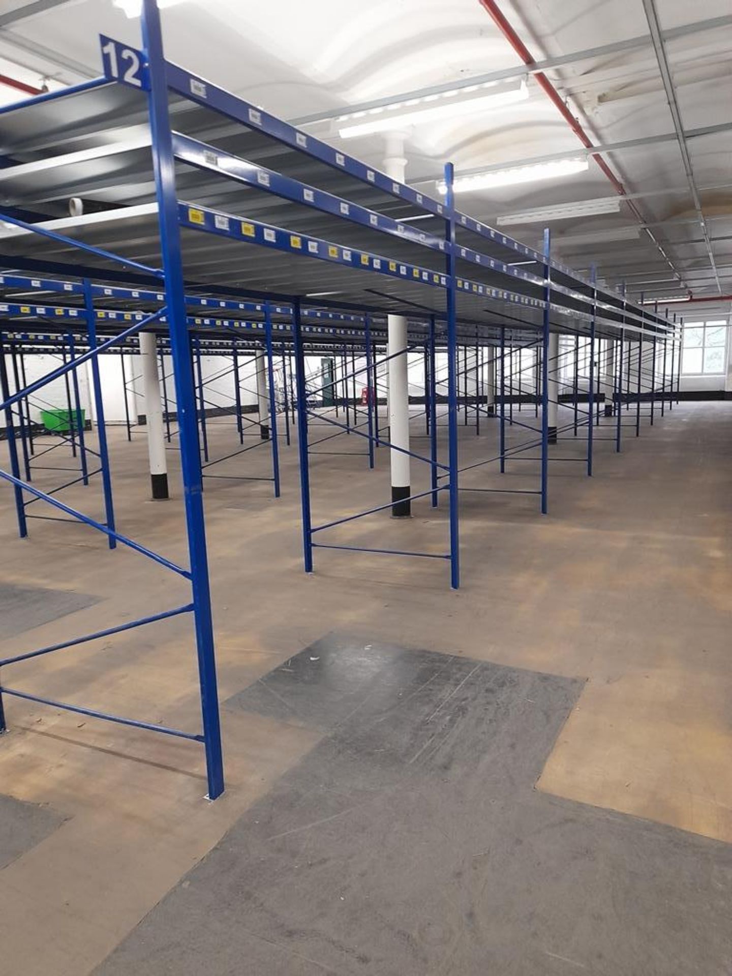 Medium duty storage racking - 55 uprights, with 145 pairs of beams and approx. 1,160 metal shelf - Image 8 of 13