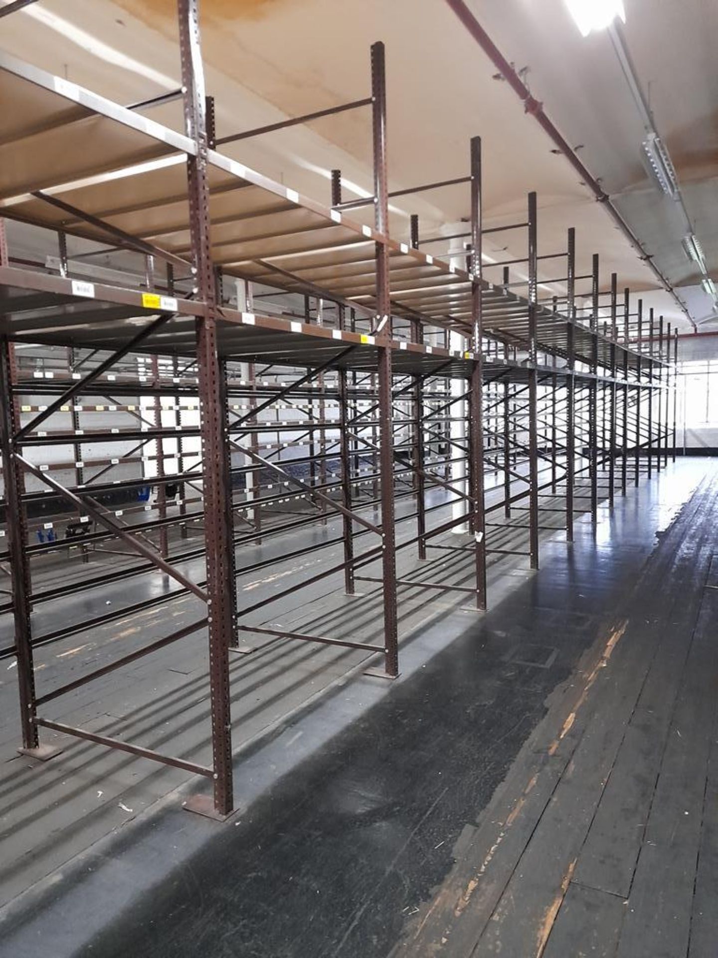 Light duty metal storage shelving racking - 50 uprights, with 250 pairs of beams and and - Image 9 of 12