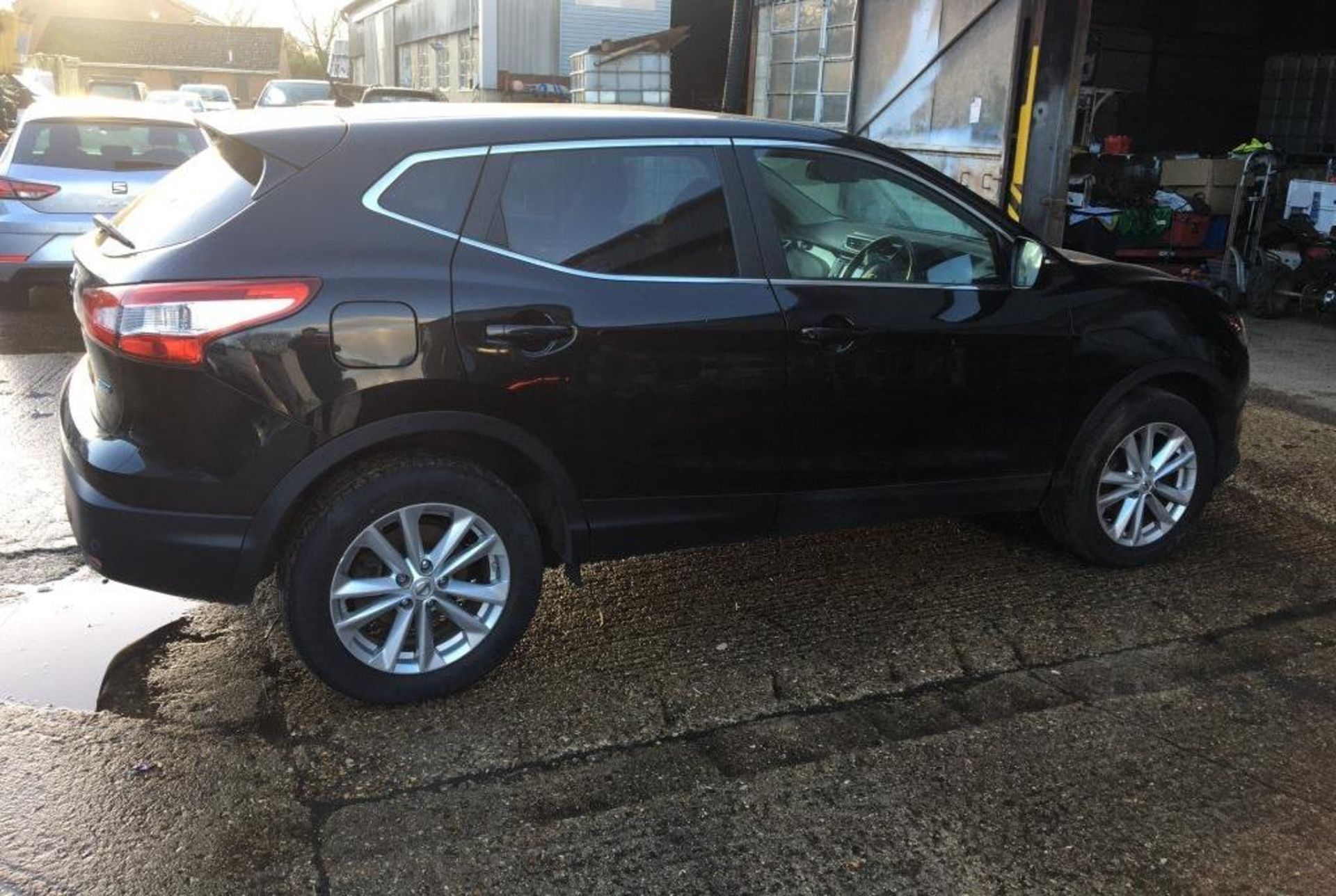 Nissan Qashqai Acenta Premium DCI 5 door hatchback car (64 plate) - Image 5 of 19