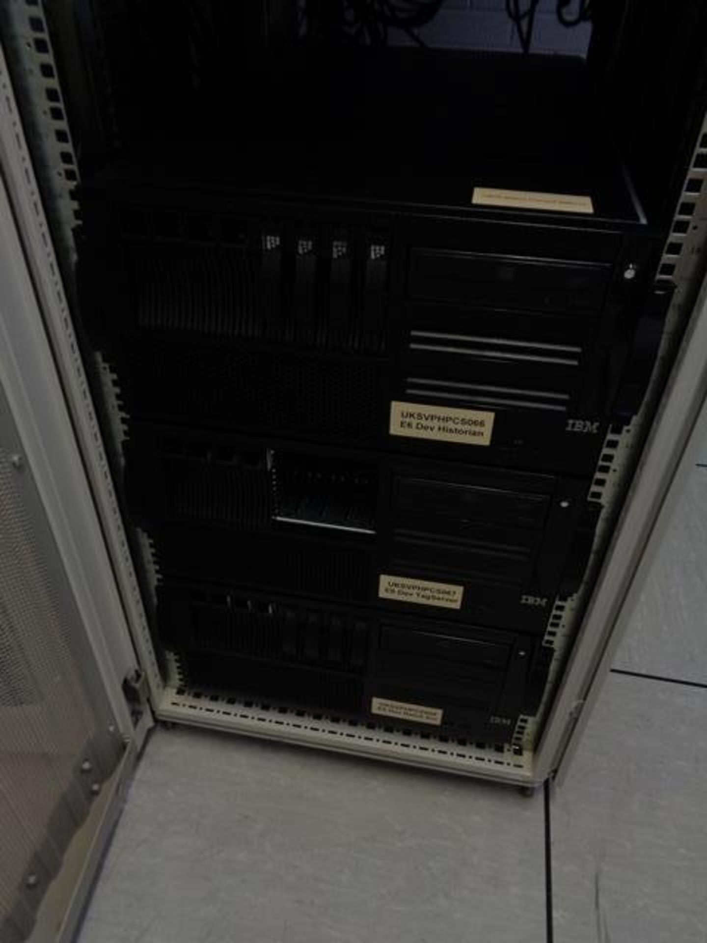 Compaq server cabinet (ref. 5/24) and contents, to include six various IBM servers, IBM system - Image 3 of 3