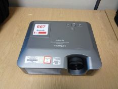 Hitachi ED-X8250 digital projector