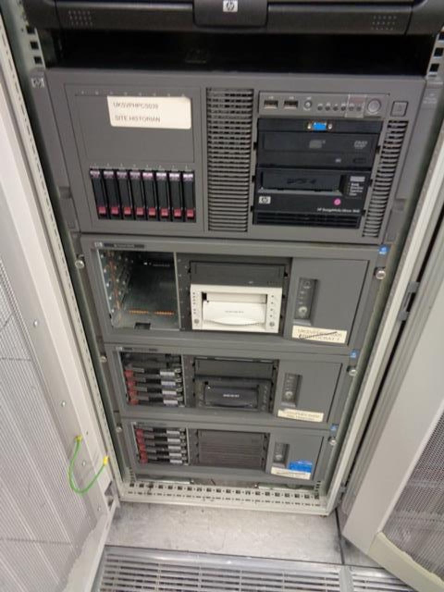 Compaq server cabinet (ref. 5/27) and contents, to include Proliant ML350 Gen 9, HP Proliant DL370 - Image 2 of 3