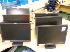 Six Lenovo Thinkvision LCD monitors