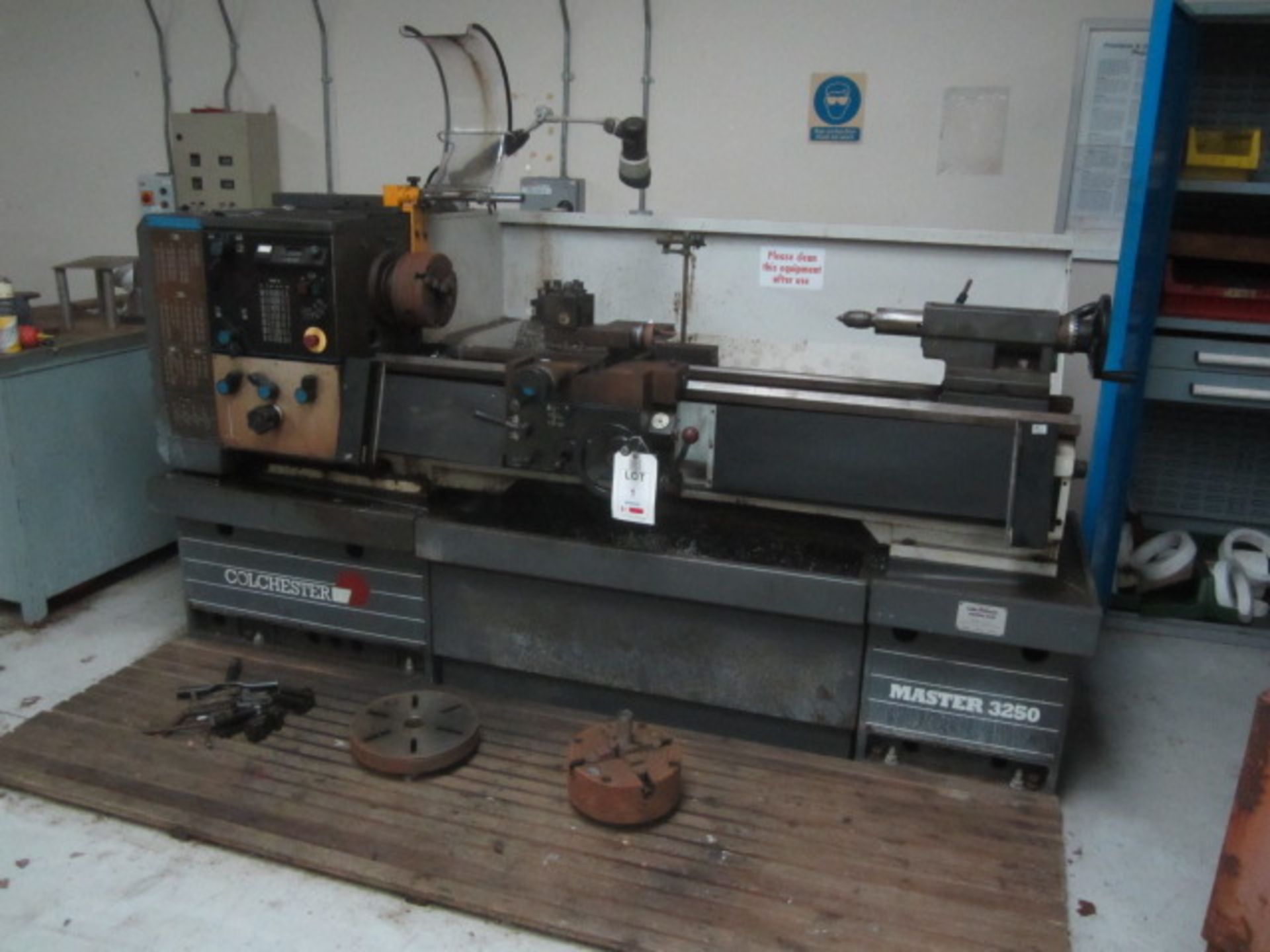 Colchester Master 3250, SS centre lathe, 3 & 4 jaw chuck, quick change tool post, face plate, 0 -