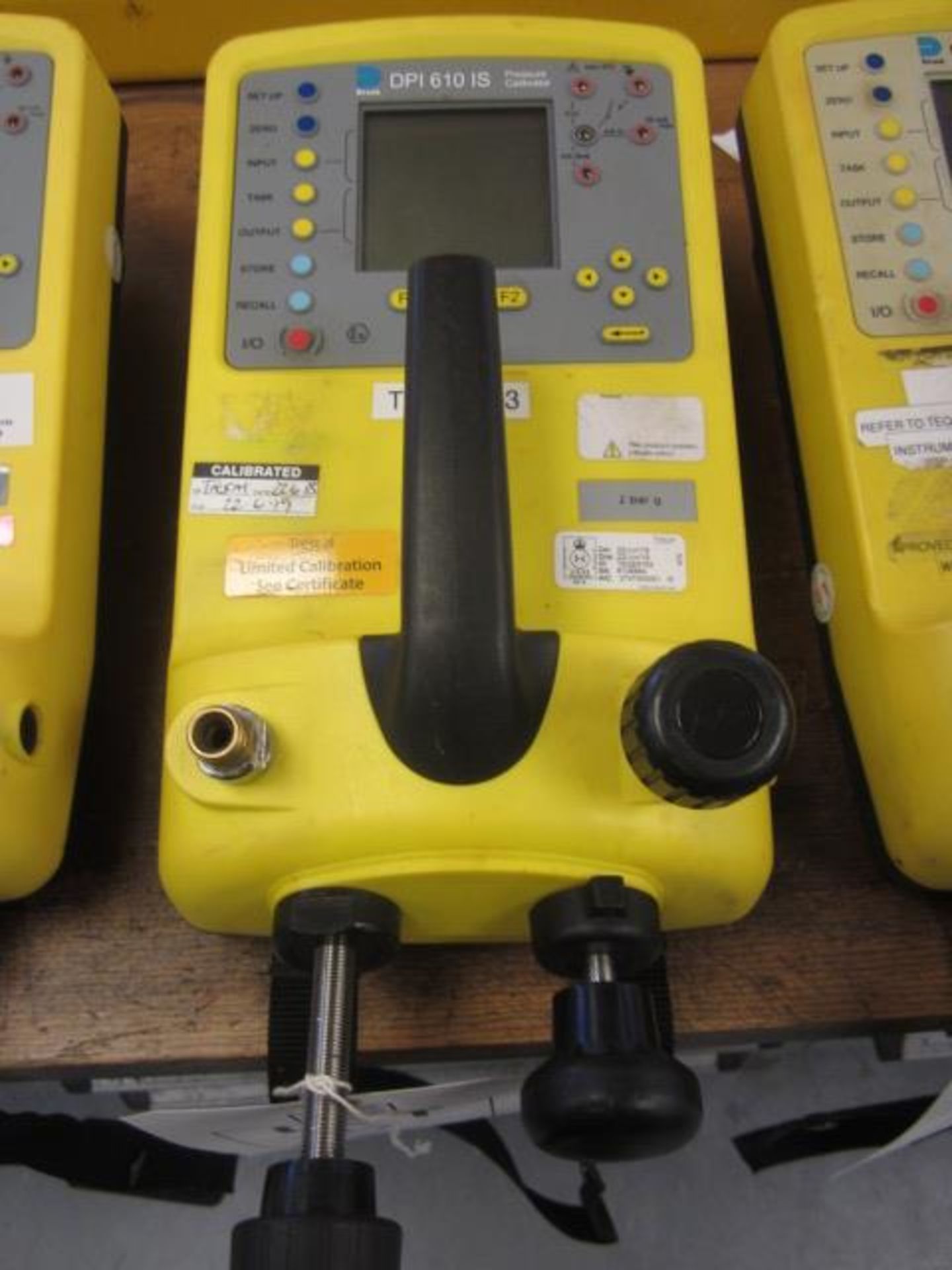 Druck DPI 610 IS pressure calibrator, serial no. 6106884