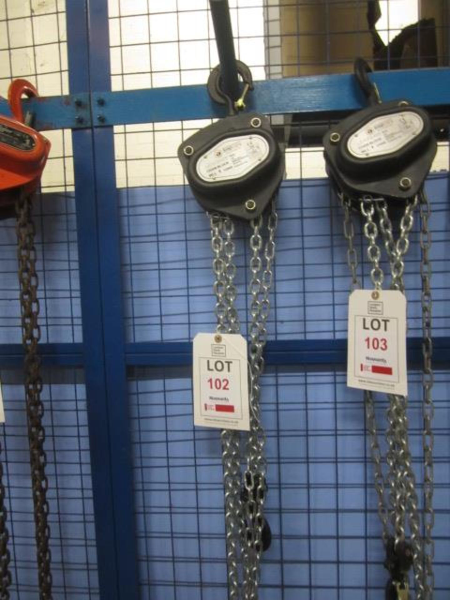 Road Crew 1 tonne chain block and hoist, model VCD, serial no. 61116188 (2016) (Please Note: We do