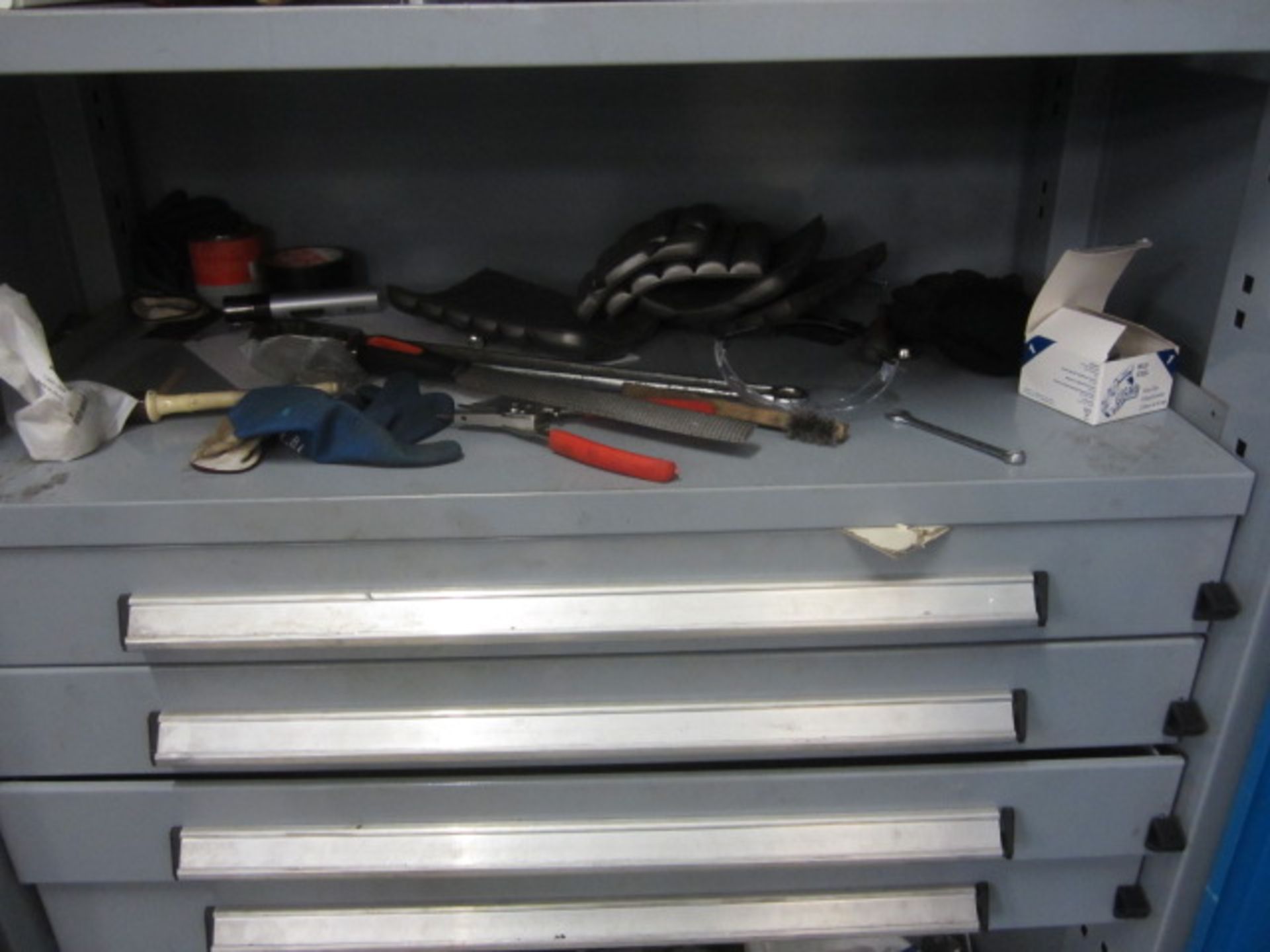 Bott compact steel 2 door/4 drawer cabinet with contents including pipe fittings, mallets, various - Image 3 of 9