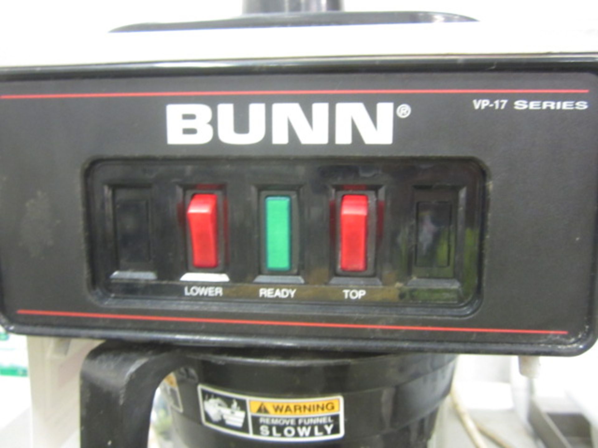 Bunn VP-17 Series coffee machine, model VP17A-2, serial no. VP17119179 - Image 3 of 3