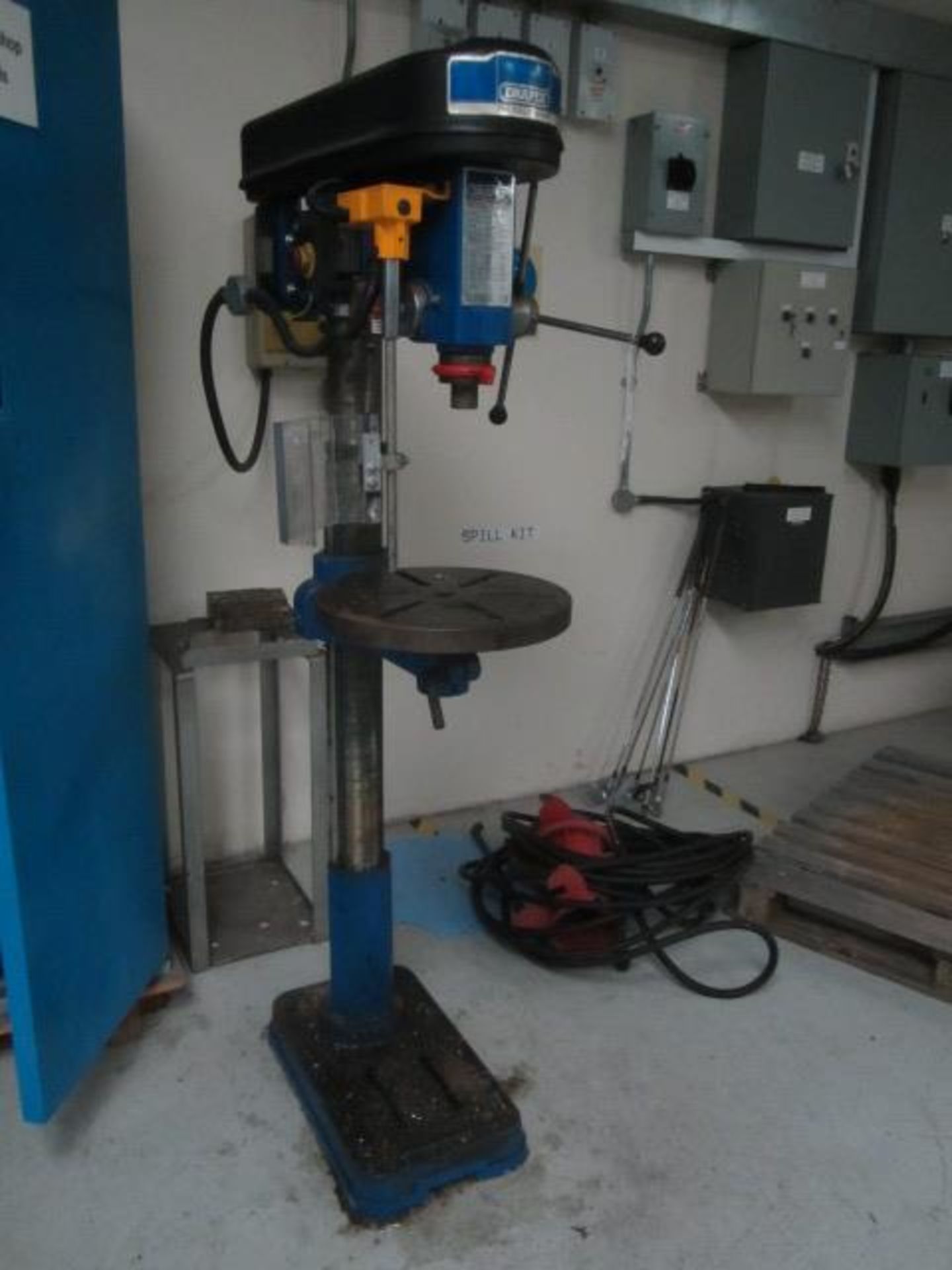 Draper HD25/12BF pillar drill, serial no. 99060020, capacity 25mm, Taper MT3 speeds 12, rpm 150- -