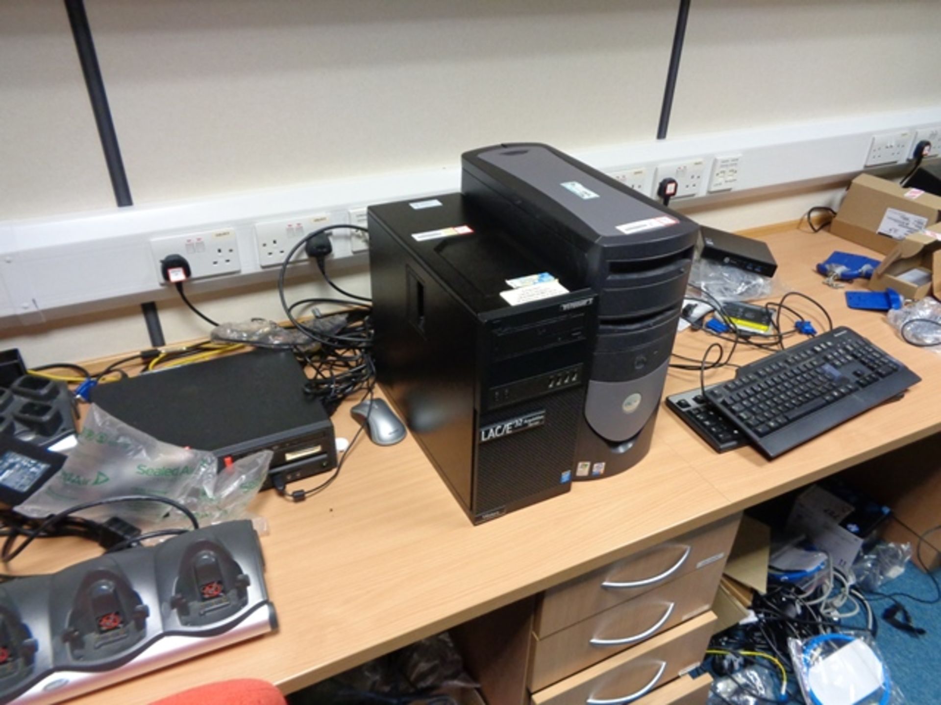 Remaining loose contents of room incl. various IT equipment, (spares/repairs), four bays of bolted - Image 4 of 6