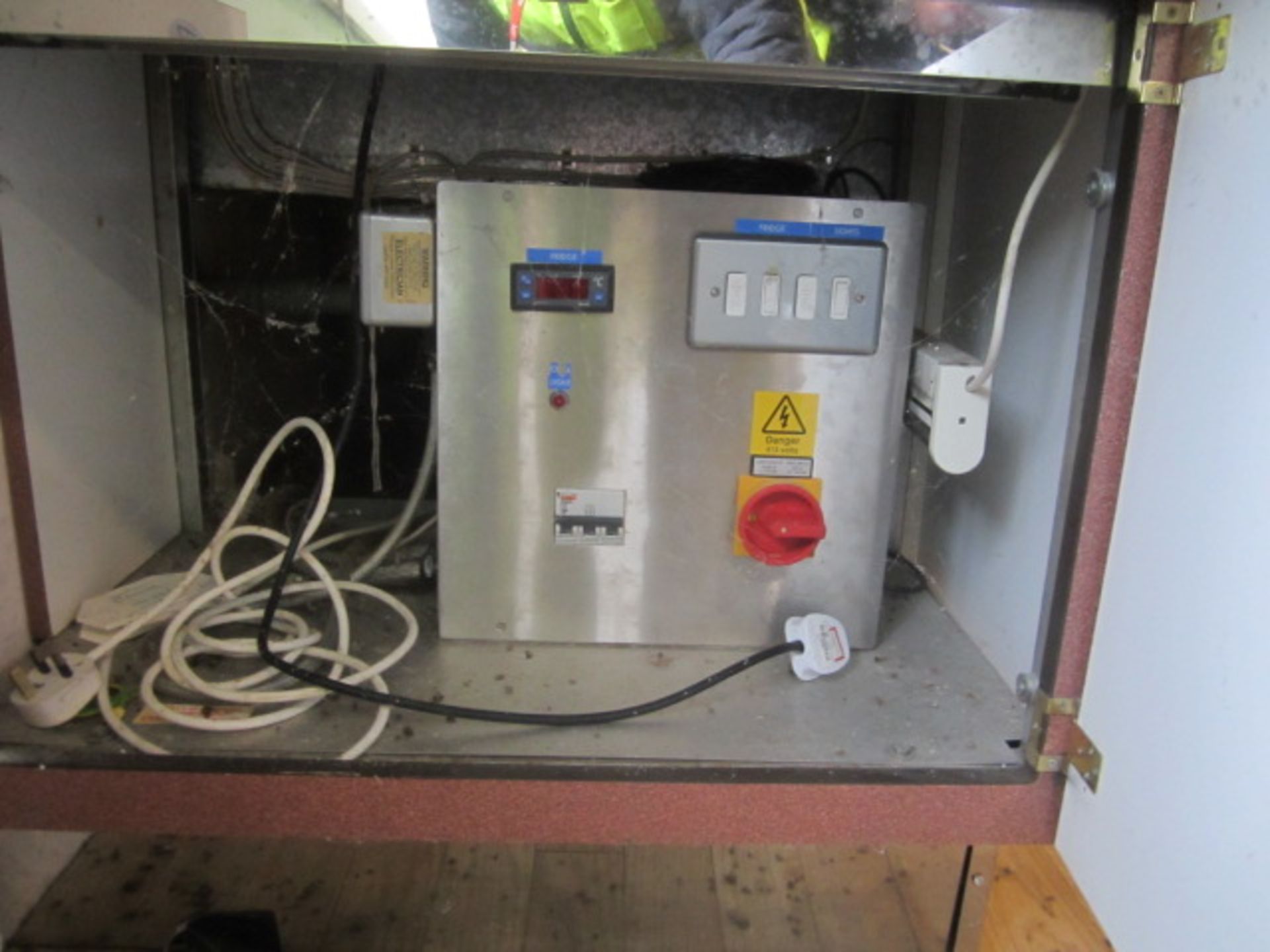 Tiled top serving counter with glass shelf chiller display, under canopy lighting, soup warmer, - Image 10 of 10