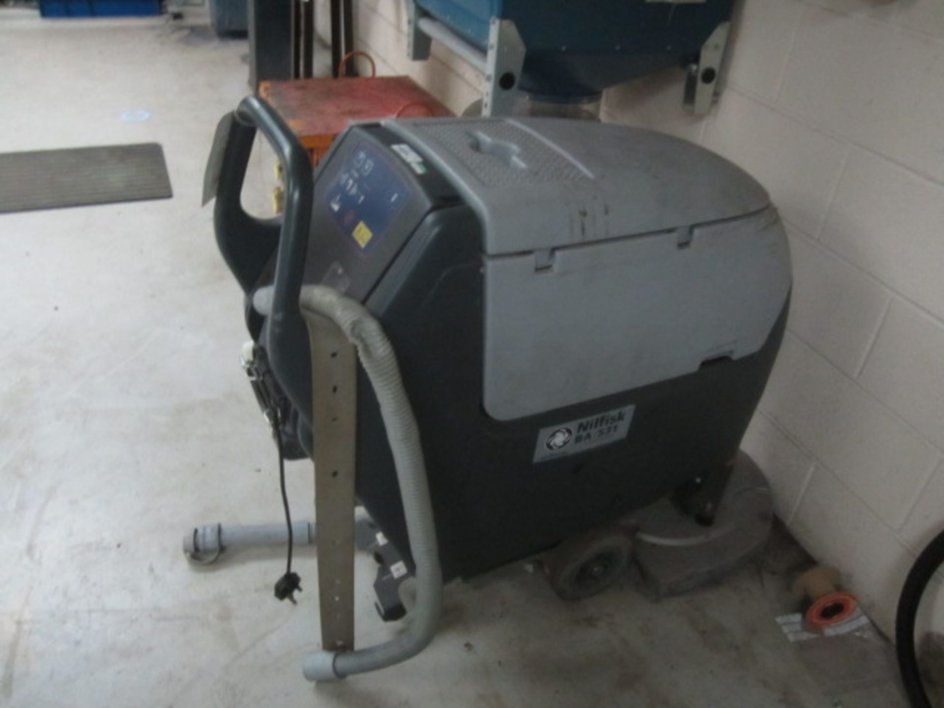 Nilfisk BA531 scrubber dryer, serial no. 073122982 - Image 2 of 4