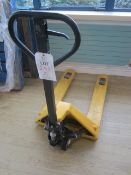 Unbadged hydraulic pallet truck, SWL 2500kg