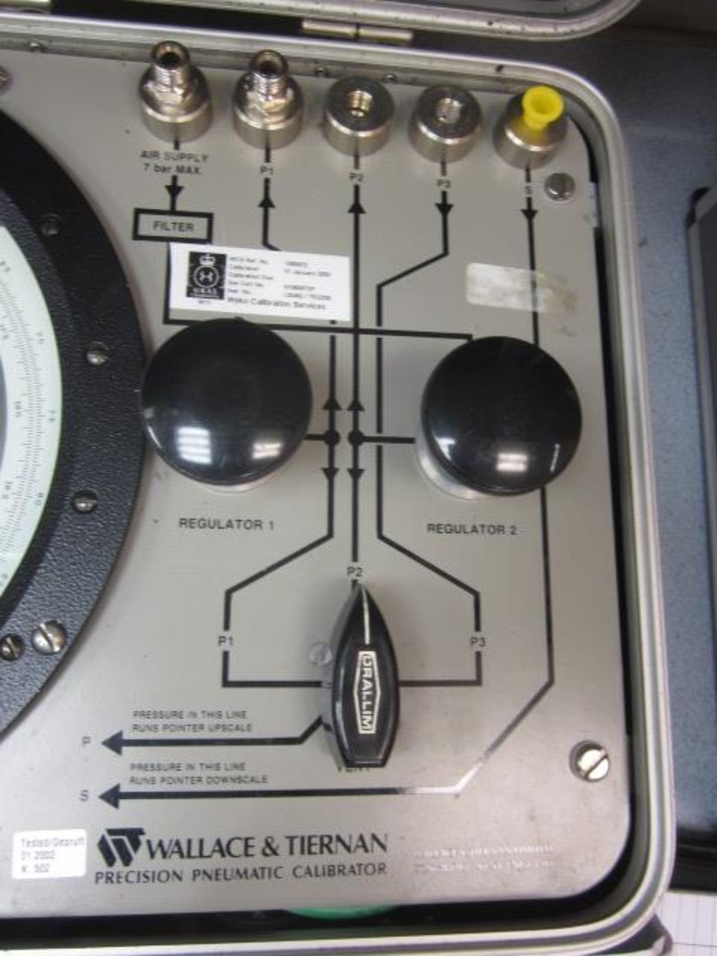 Wallace & Tiernan FA-145930B precision pneumatic calibrator, serial no. I-20462 - Image 3 of 3