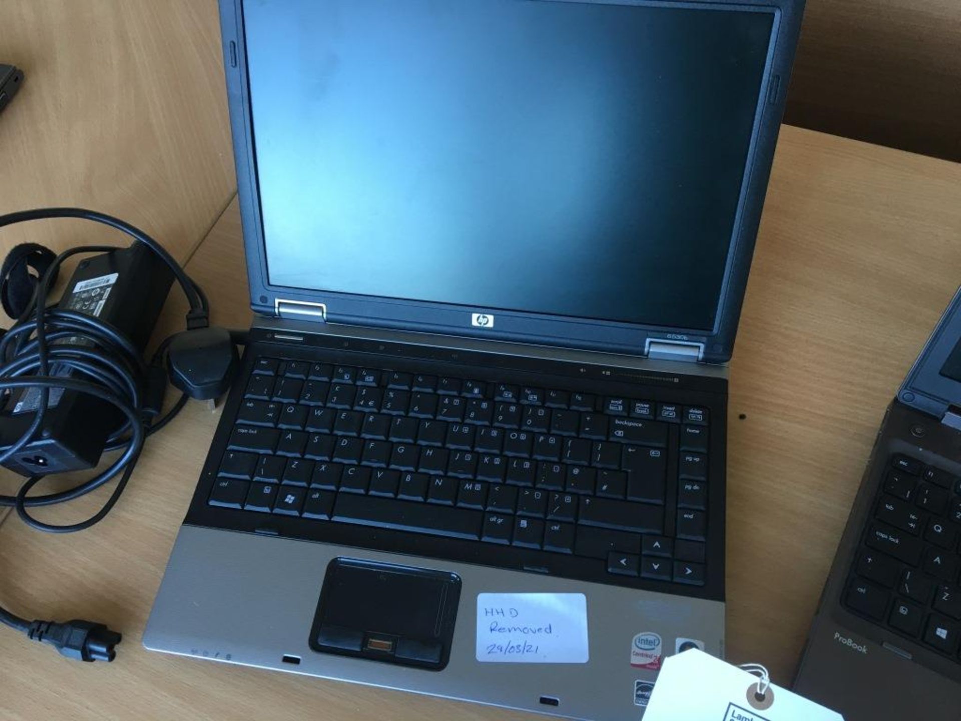 A HP 6530B laptop computer (Windows Vista, Intel Centrino 2 processor) and a HP Probook 6570B laptop - Bild 3 aus 4