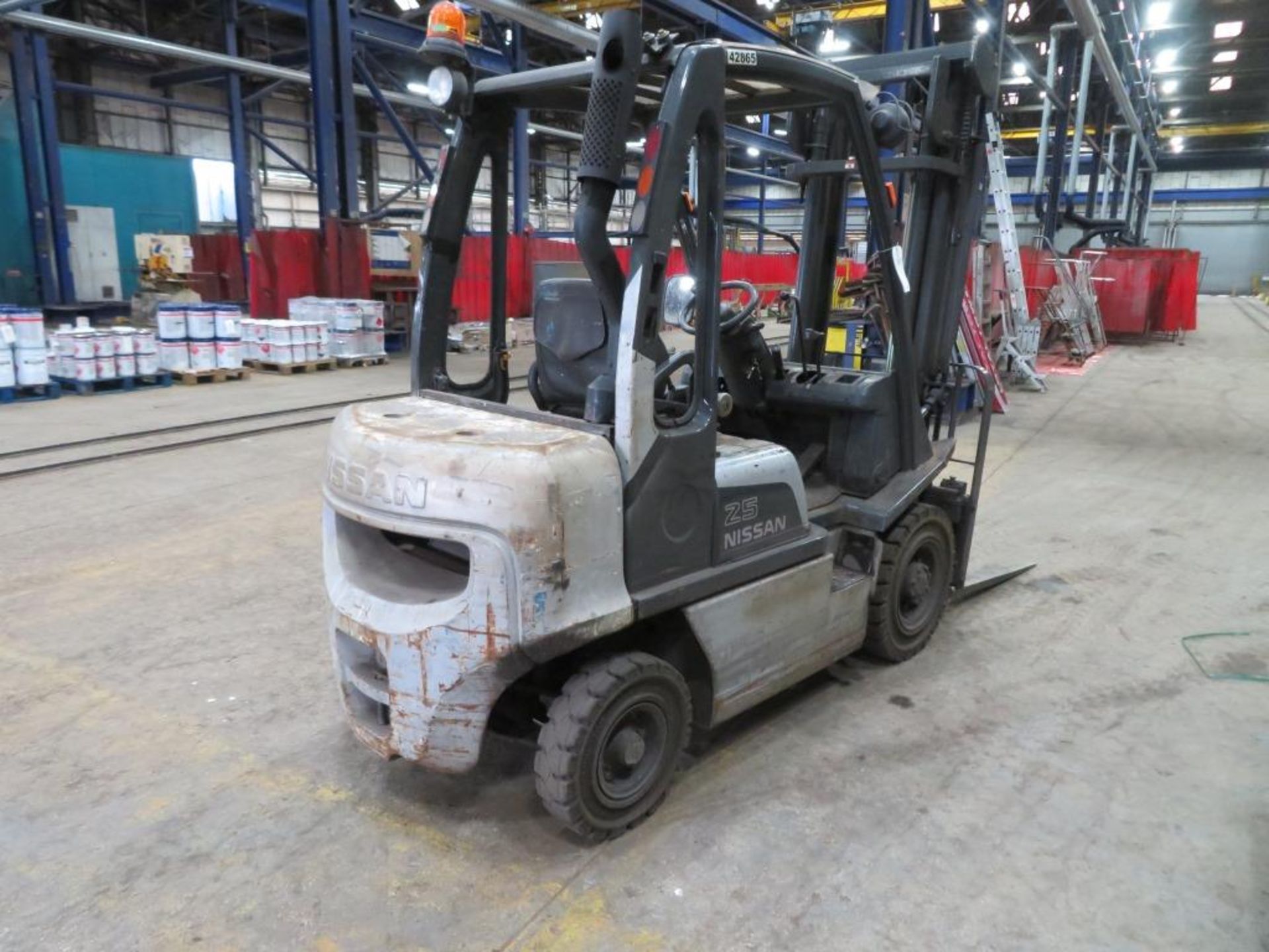 Nissan 2.5 ton diesel forklift truck - Image 2 of 20