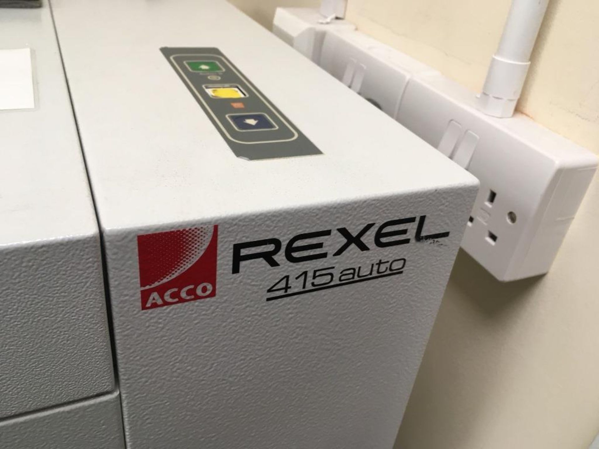 Rexel 415 auto shredder - Image 2 of 3