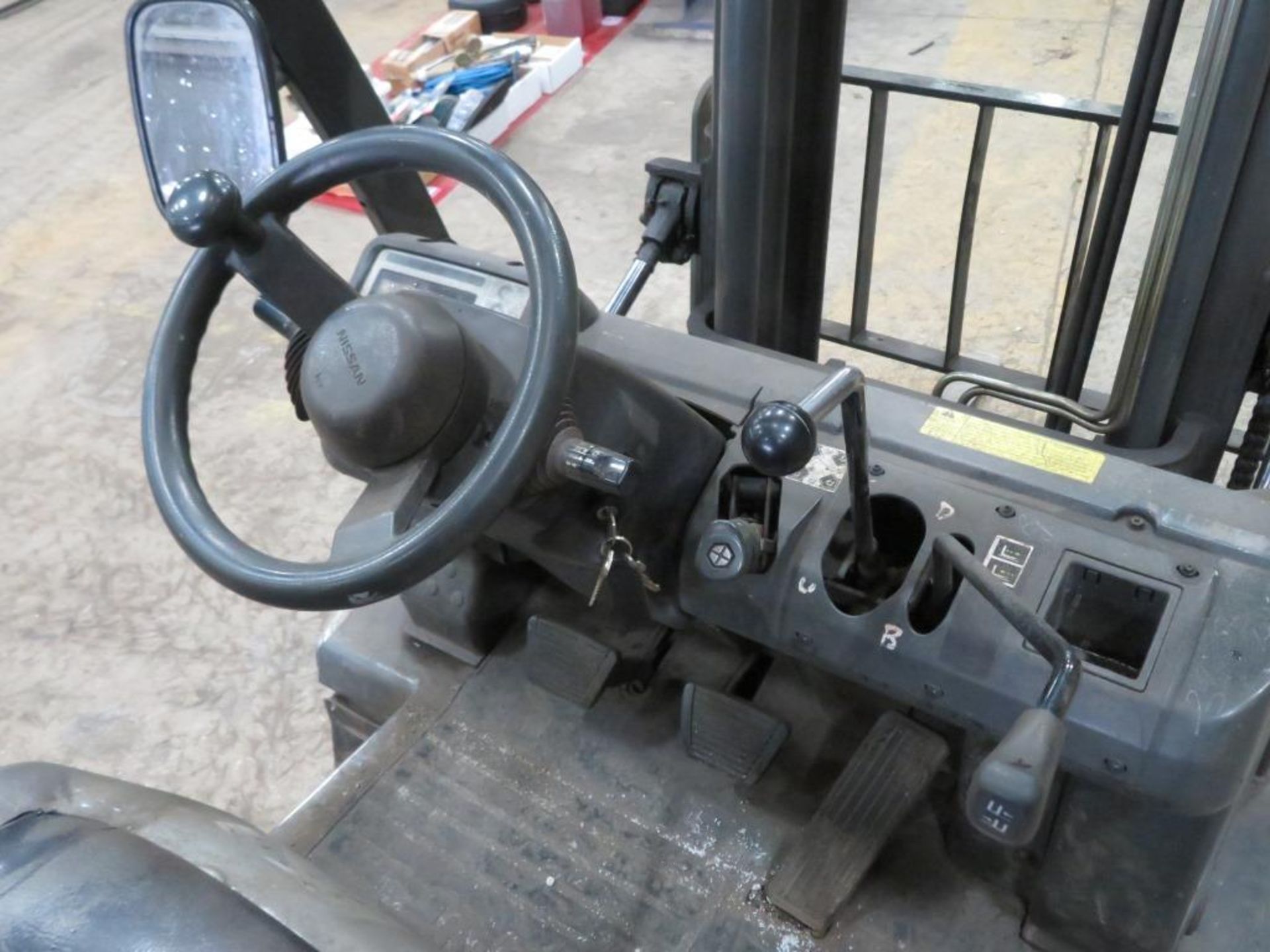 Nissan 2.5 ton diesel forklift truck - Image 7 of 20