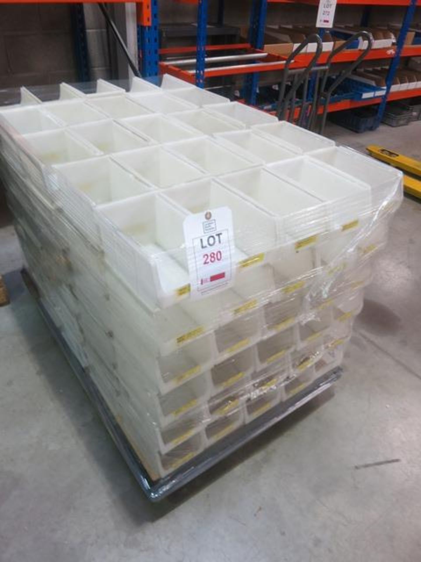 150 x Plastic storage bins, 6"x 9 1/2" x 5"high