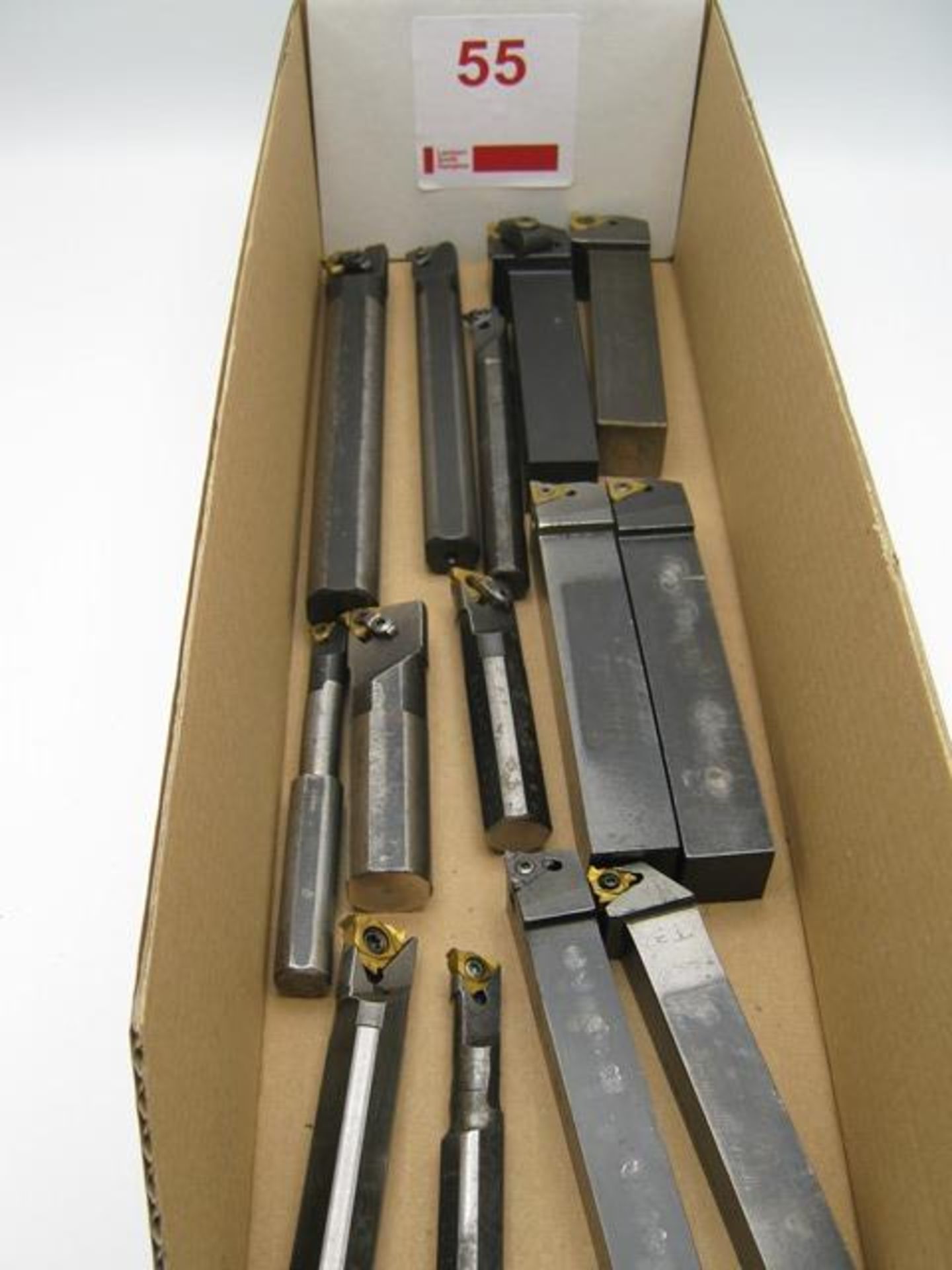 Tipped thread cutting tools