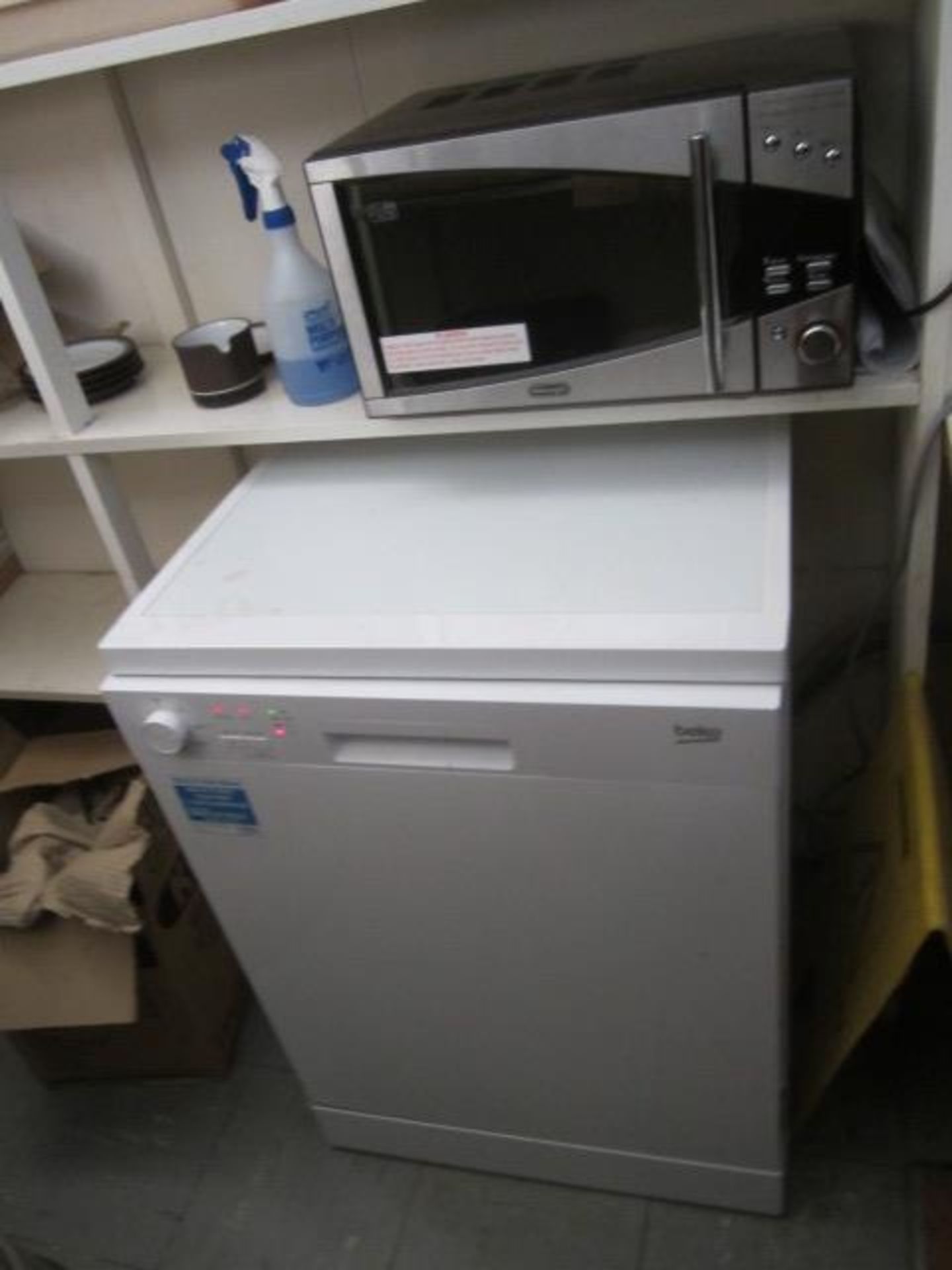 Beko dishwasher, Delonghi microwave oven, toaster, Instanta stainless steel water dispenser, Beko