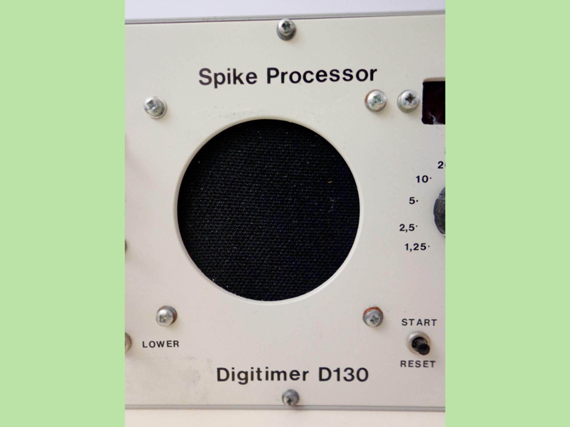 Digitimer D130 Spike Processor Monitor/Counter, S/N D130-301 - Image 4 of 8