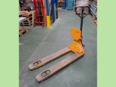 Regular Pallet Truck.