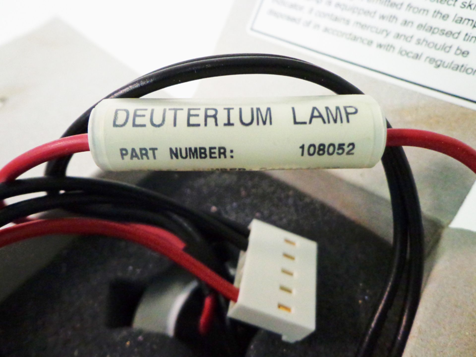 Thermo Scientific Deuterium Lamp Assembly, 108052, S/N 032213222 - Image 2 of 3