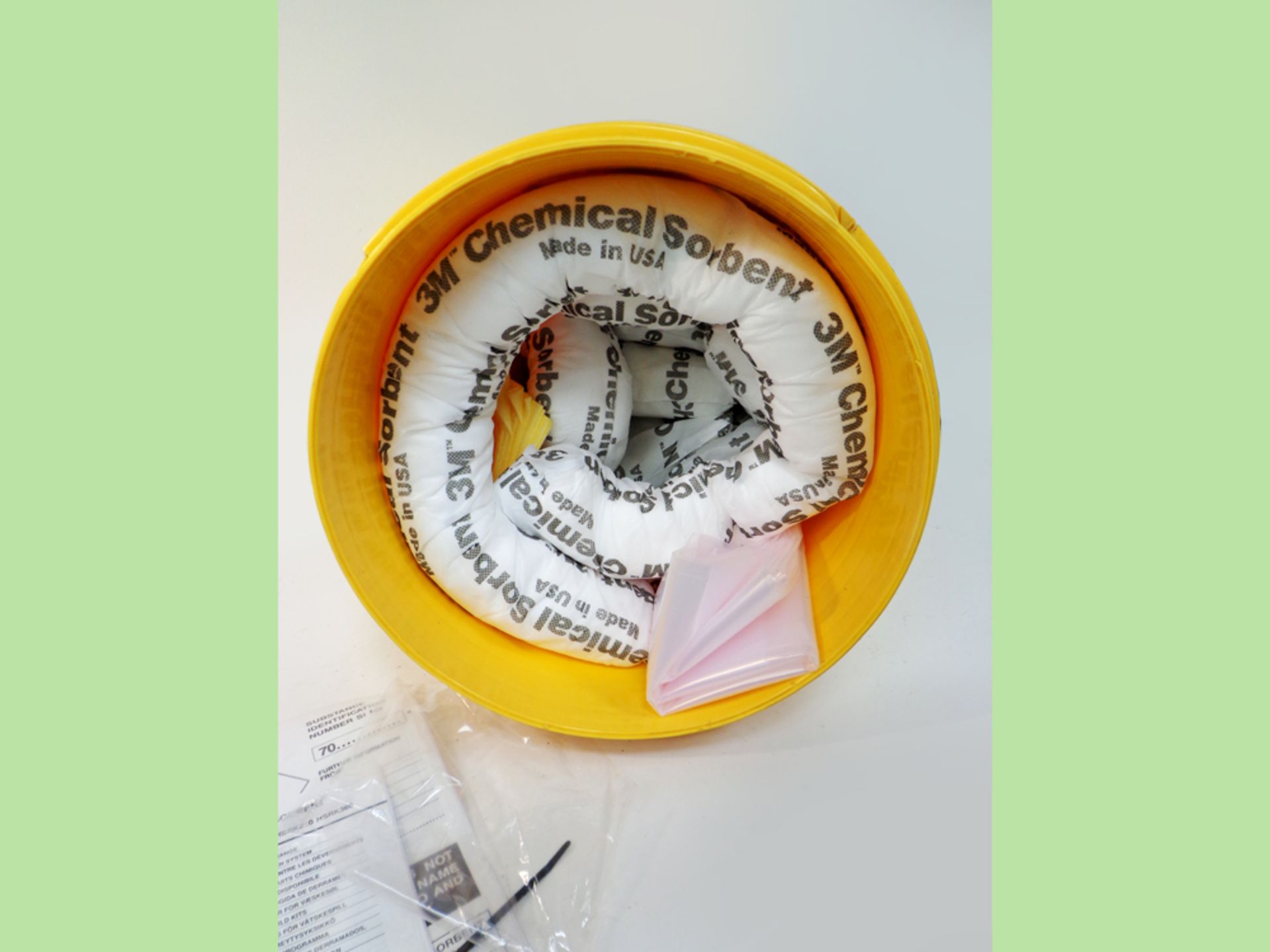 3M SK 26 Chemical Spill Control Kit for Absorption of Hazardous Liquids. - Image 8 of 8