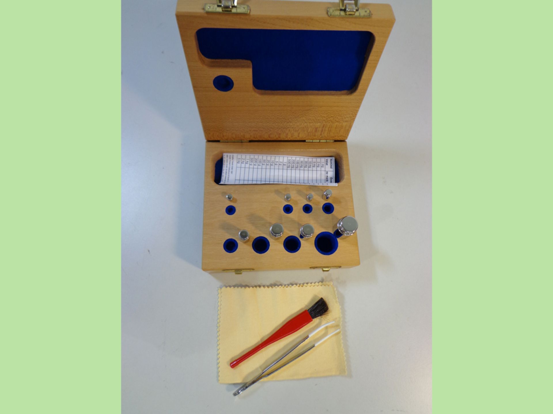 Mettler Toledo 1g to 50g F1 Stainless Steel Calibration Weight Set in Wooden Box, Ref 15887 - Image 3 of 6