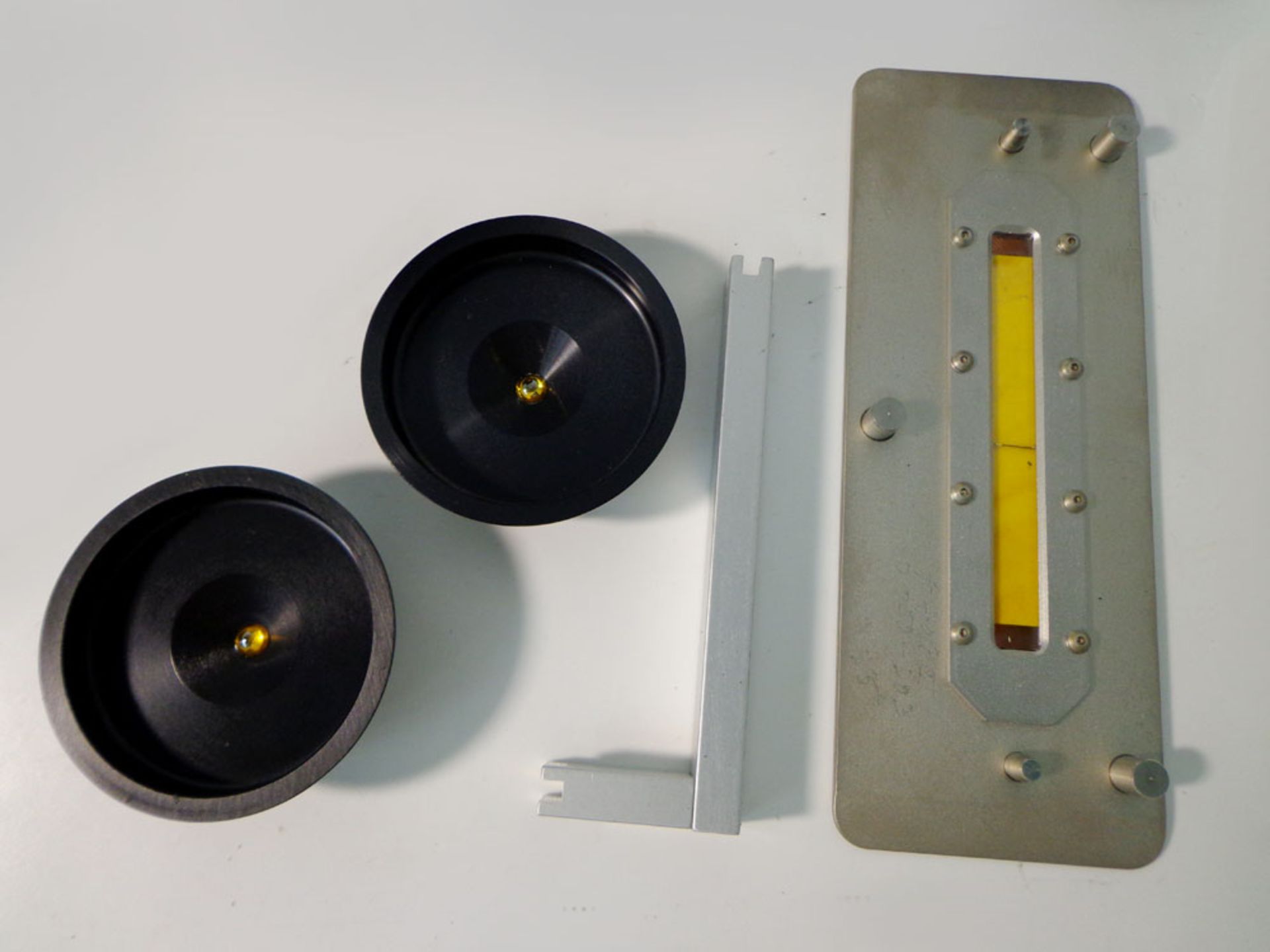 Spectra-Tech Horizontal ATR/MIR laboratory Microscope Accessories - Image 4 of 10