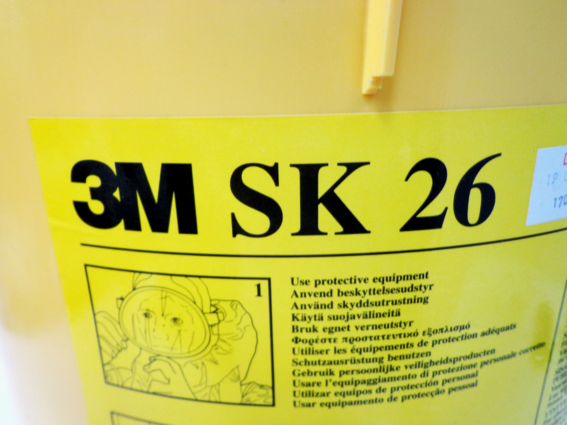 3M SK 26 Chemical Spill Control Kit for Absorption of Hazardous Liquids. - Image 5 of 8