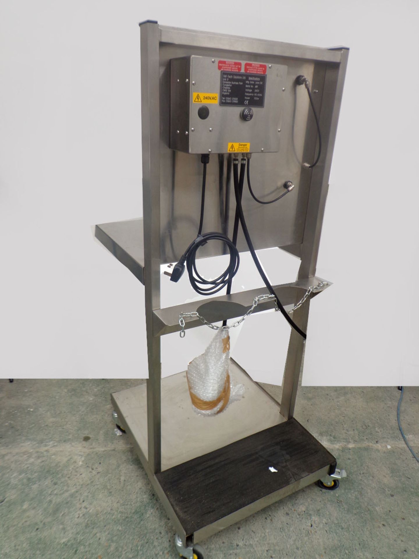 VetTech VTS fully automated CO2 Euthanasia system, ref AN044 - Image 2 of 5