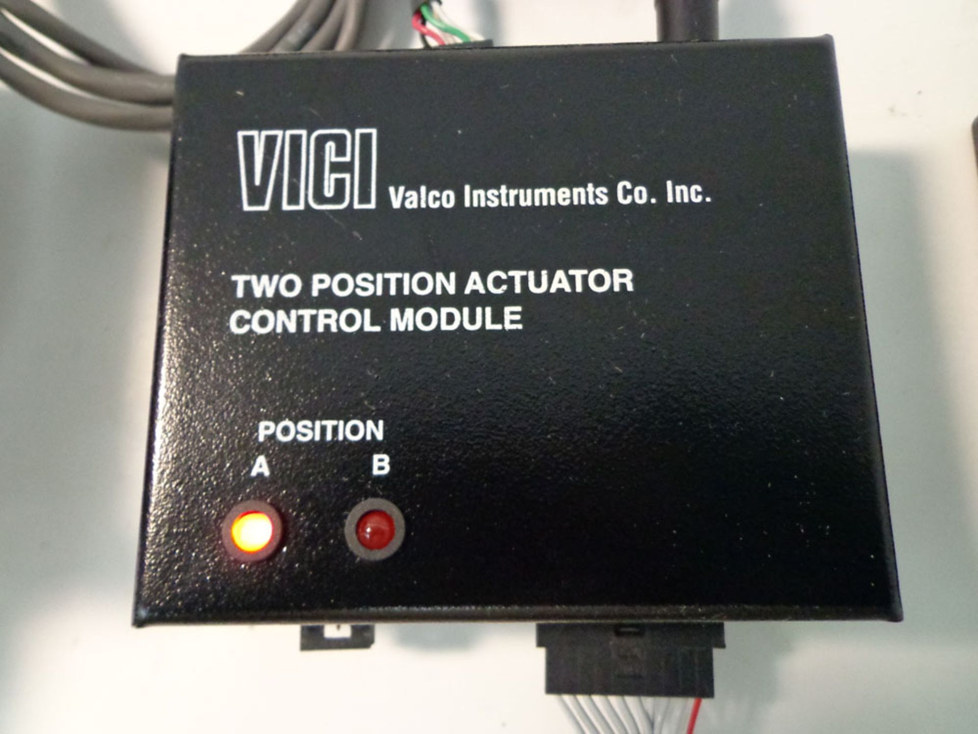 Vici Valco Instruments Modular Universal Valve/Actuator, Model EHMA, with Two Position Actuator - Image 7 of 8